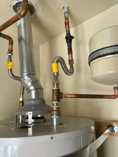 Water heater installation and plumbing repair in Medley